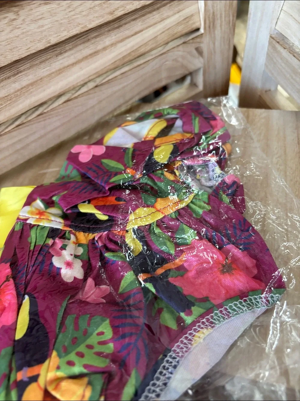 Tropical Print Pet Dress with Yellow Bow Extra Small NIP